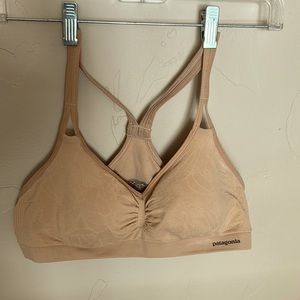 Patagonia bra size M